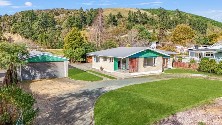 827 Wakefield-Kohatu Highway, Wakefield property photo